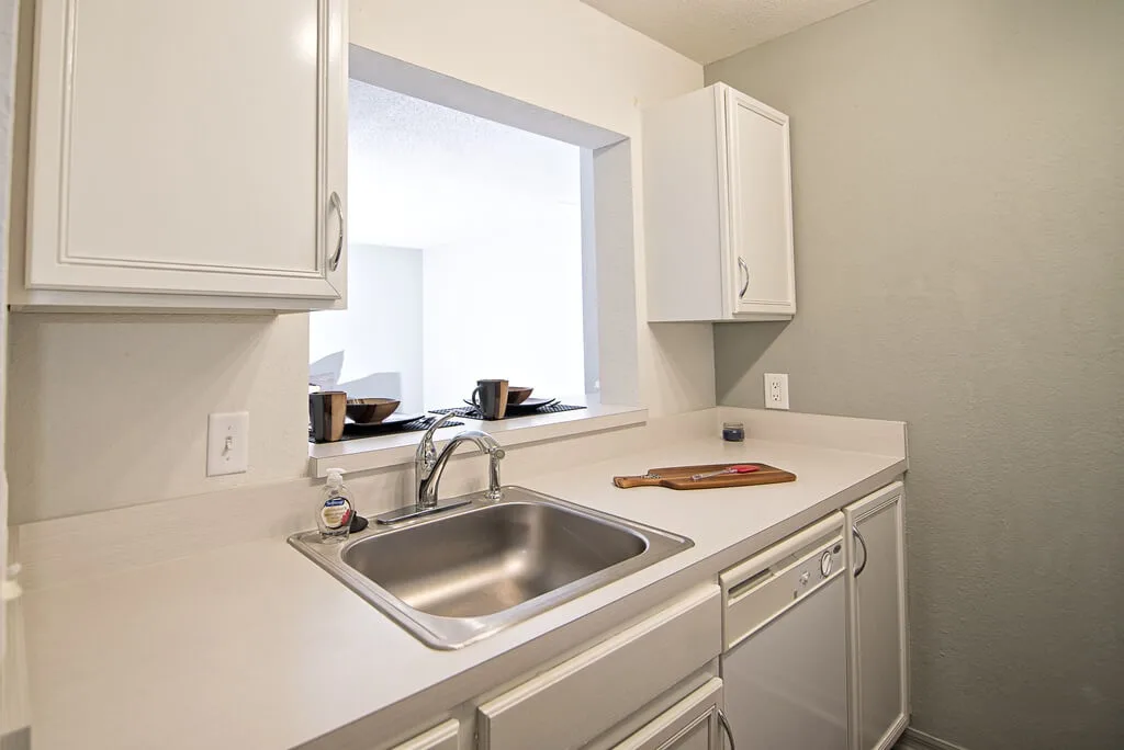 06_p1409681_woodland_heights_apartments_1_photogallery