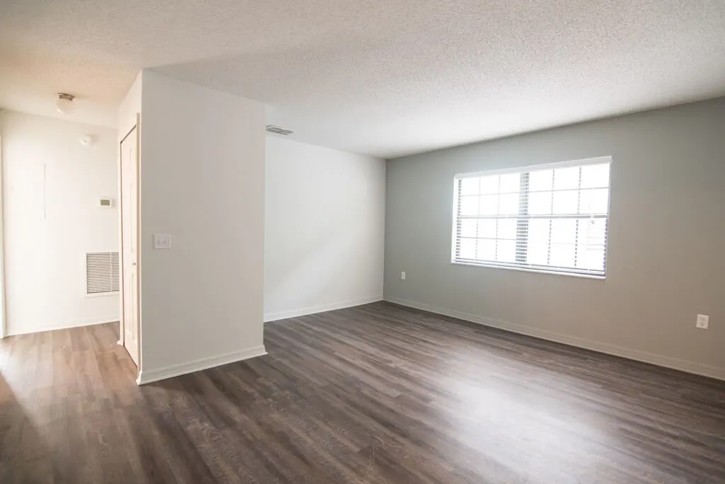 16_p1409681_woodland_heights_apartments_1_photogallery